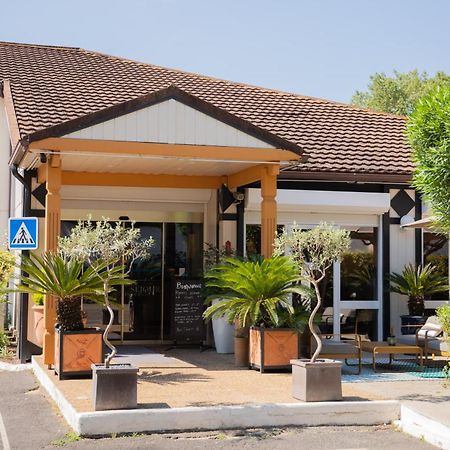 Kyriad Nimes Ouest A9 Екстер'єр фото
