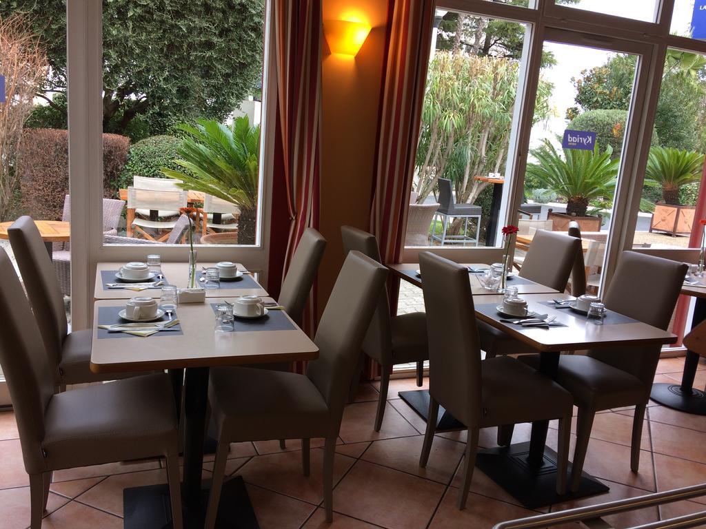 Kyriad Nimes Ouest A9 Екстер'єр фото